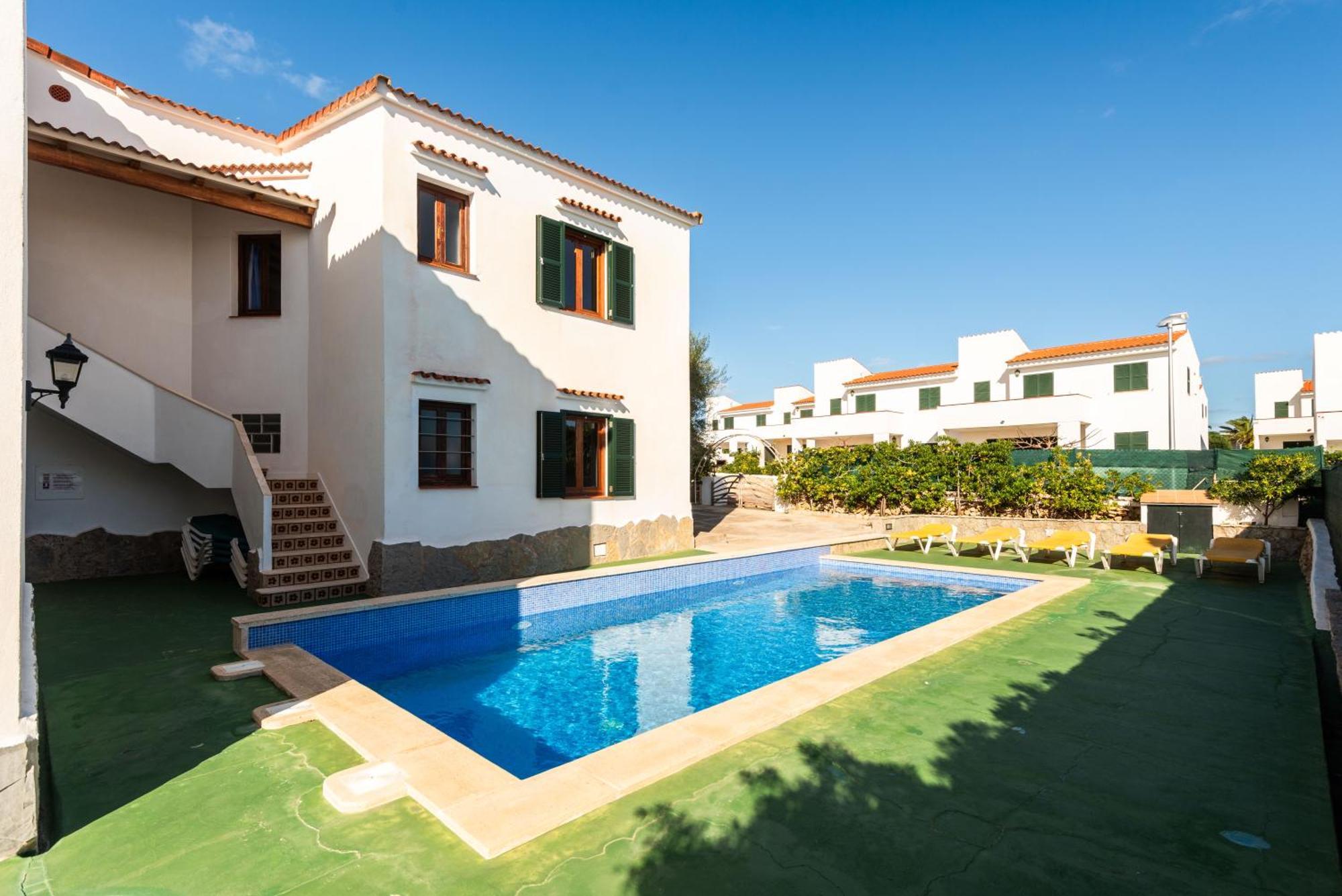 Ullastres Iii Apartment