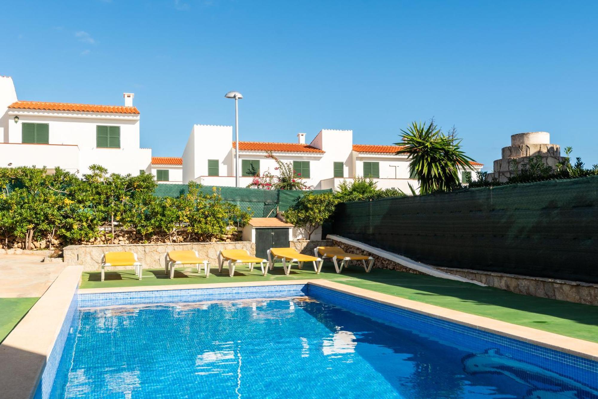 Ullastres Iii Apartment *